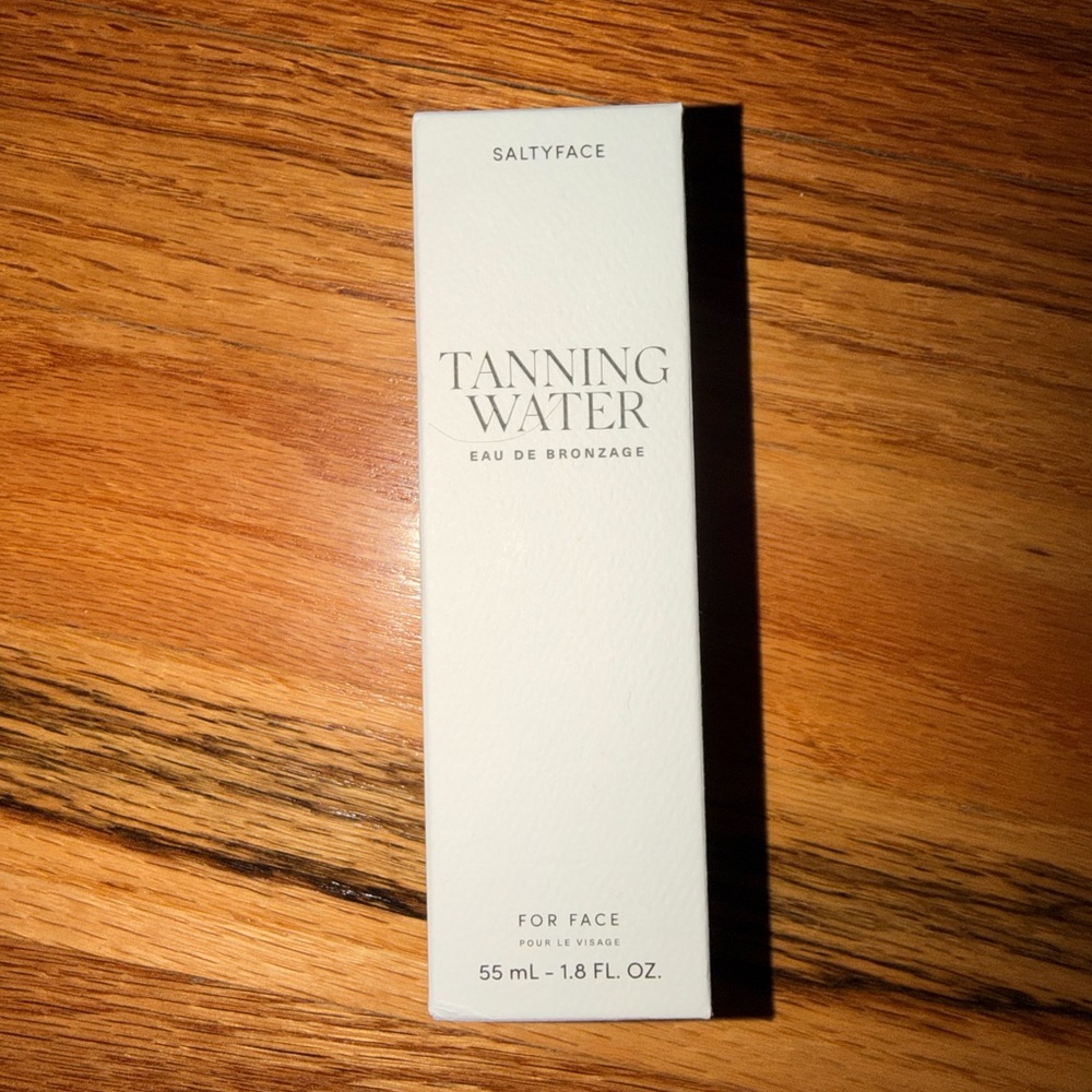 Tanning Water for Face - White